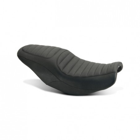 Mustang 1-p Tripper Fastback seat Tuck-n-Roll black