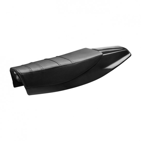 C-Racer, flat track seat high. Black