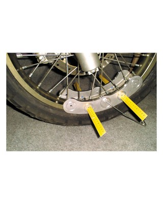 B.A.T. (Bike Alignment Tool) laser alignment